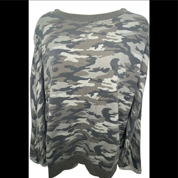 Rue + Distressed Camouflage Sweatshirt 1X Gray Black Crew Neck Long Sleeves - Picture 1 of 16